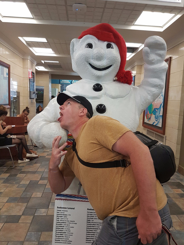 Robb and Bonhomme at Tourist Centre