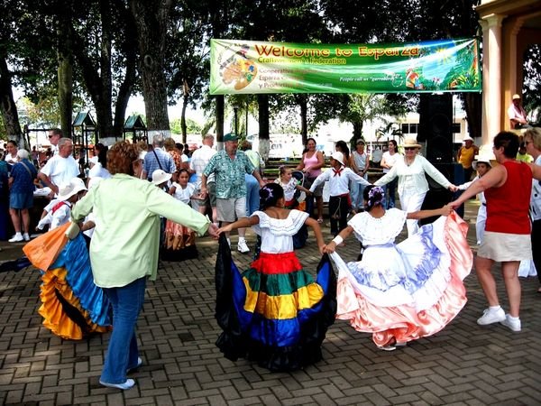 Gringos join in the dance
