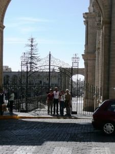 Sur le coté de la cathédrale d'Arequipa