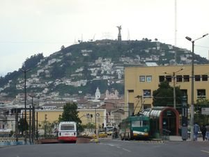 Vue du centre de Quito depuis sa sortie