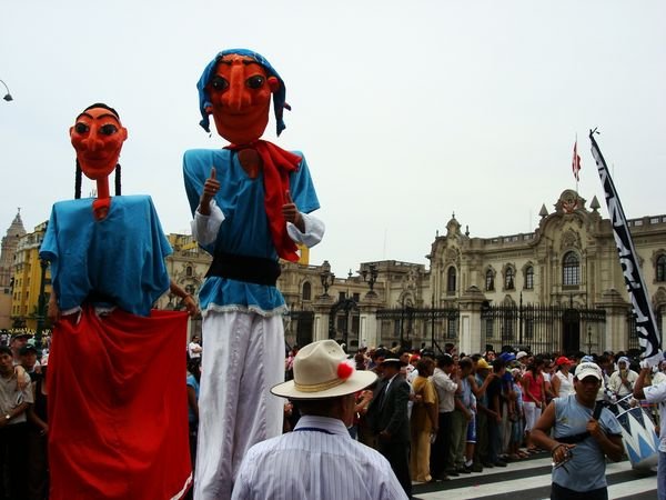 C’est le carnaval à Lima!