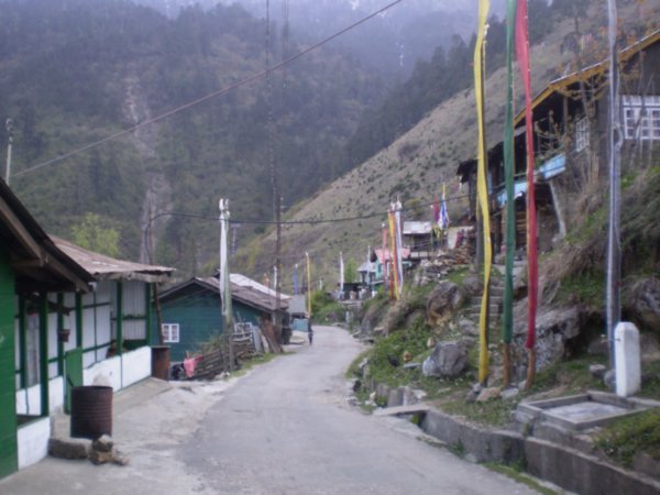 Chatten Village - its the sister of Lachen village
