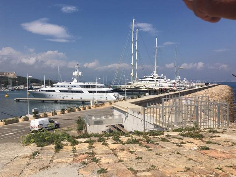 Just your ordinary yacht harbor in Antibes