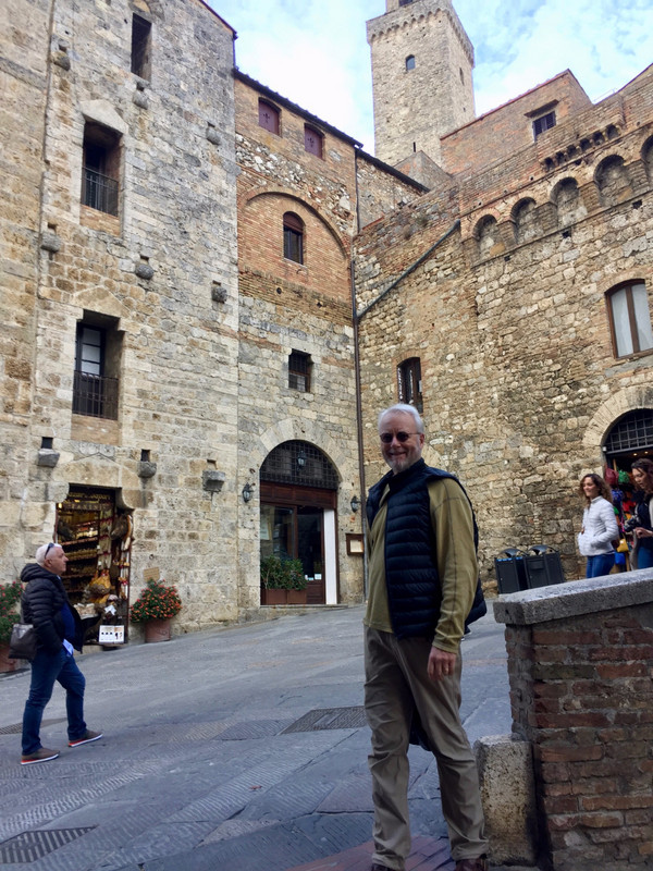 San Gimignano courtyard outside our Airbnb apartment
