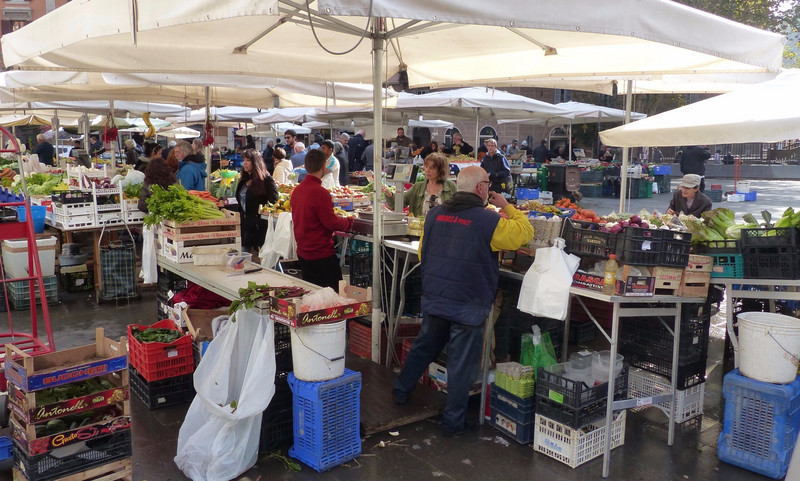 Trastevere market
