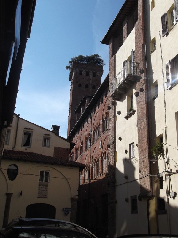Lucca Mediaeval Street