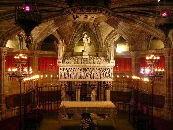 The tomb of Barcelona's patron saint - Eulalia