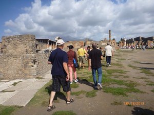 Into Pompeii 