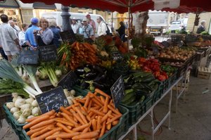 Produce market in Aix-en-Provence