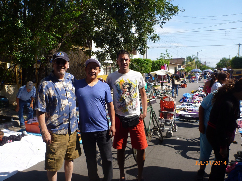 At the tianguis with Martin &amp; Alex 