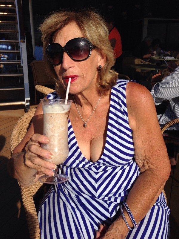 Mom With her Tongan Mudslide.  $6.50?  No Discount