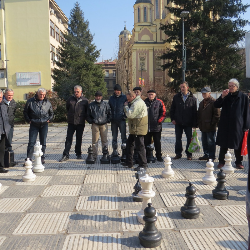 The giant chess game 