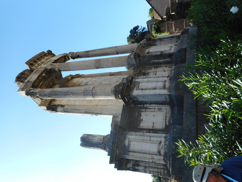 190904 8 Temple of Vesta