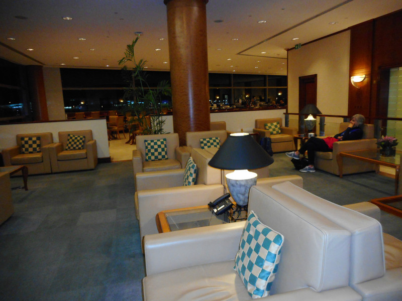 170907 Emirates Lounge View