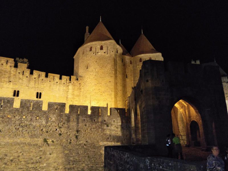 170924 41 Medieval city at night