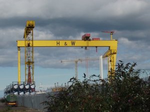 2-Worlds largest dock cranes