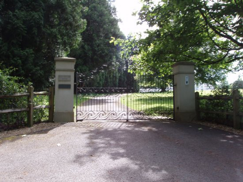 entrance to Robert Smiths house