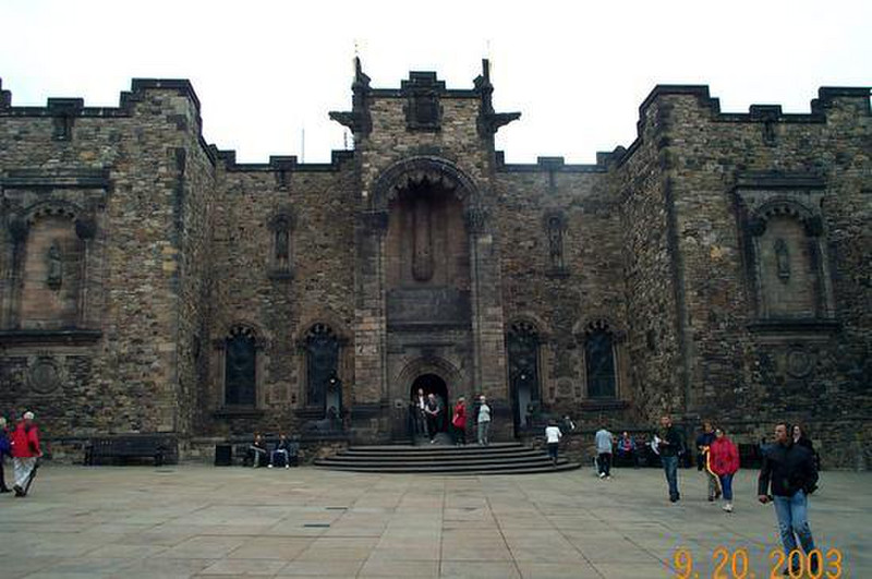67 Edinburgh Castle