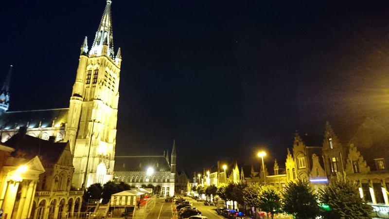 Cathedral St Martin at night