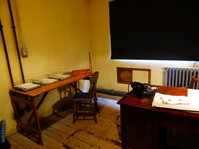 A typical room used by the decoders at Bletchley 