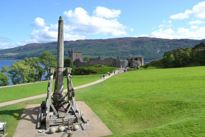catapult in front of Urquhart