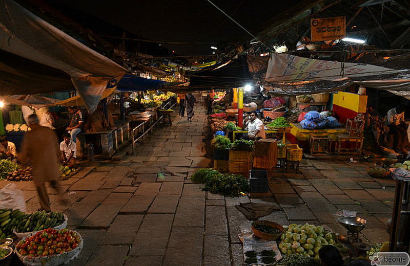 Devaraja market