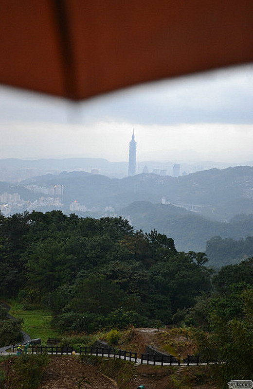 Taipei 101 in the distance