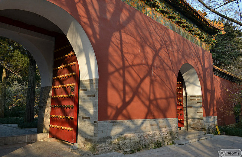 Inner Red Gate or YingYang gate