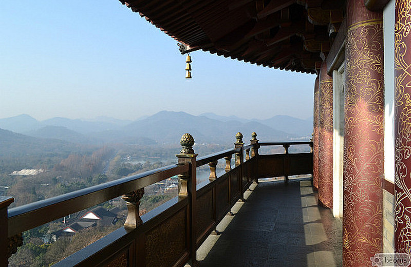 morning view from Leifeng pagoda