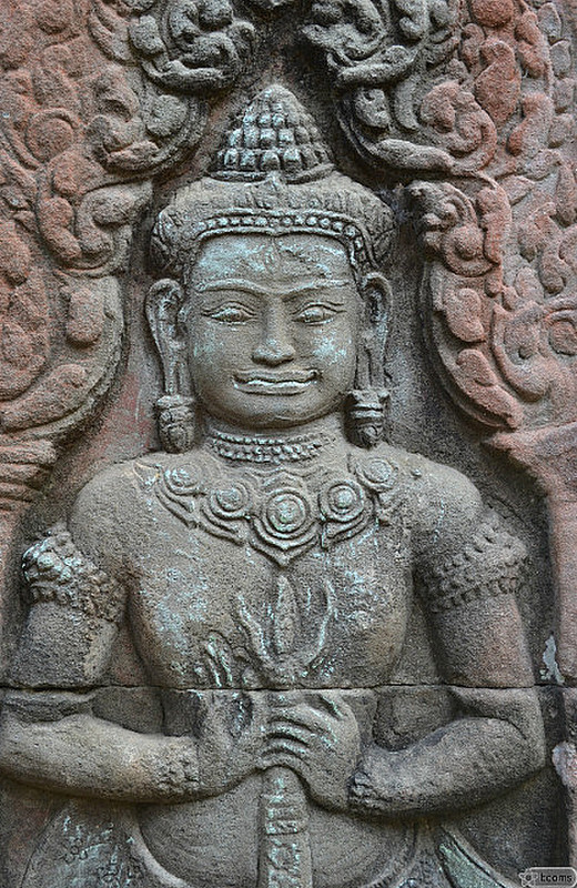 Banteay Kdei bas-relief