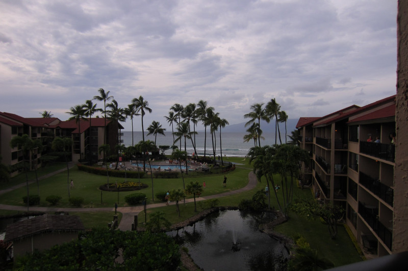 view from lanai to the ocean