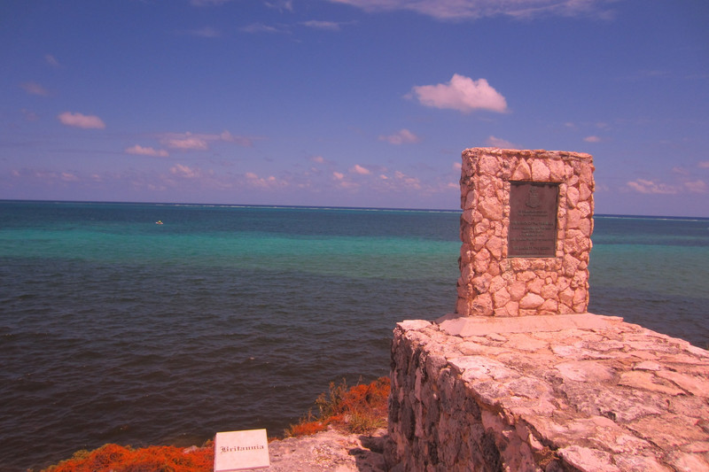 zMemorial to those lost at the wreck of the 10 sail