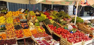 26 Fruit and Vege Market outside the walls