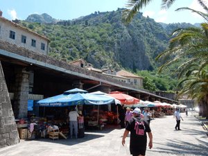 The Markets outside the Walls of the Old Town