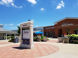 Leesburg Outlet Mall 2