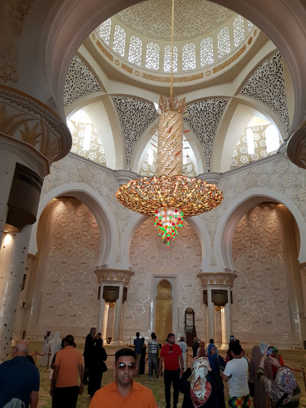 The chandedlier inside the Grand Mosque in Abu Dhabi
