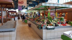 Indoor Market 1
