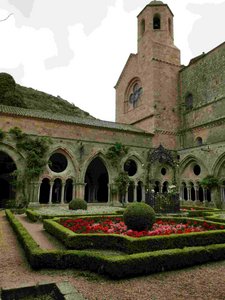 Abbaye Fontfroid 13 - Flowered rectangle 1