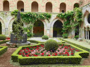 Abbaye Fontfroid 14 - Flowered rectangle 2