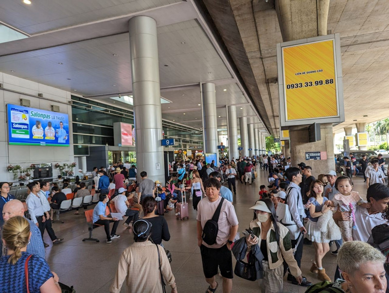 07 - Saigon Airport