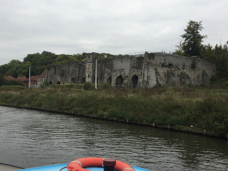 Castle ruins along thje River Schelde