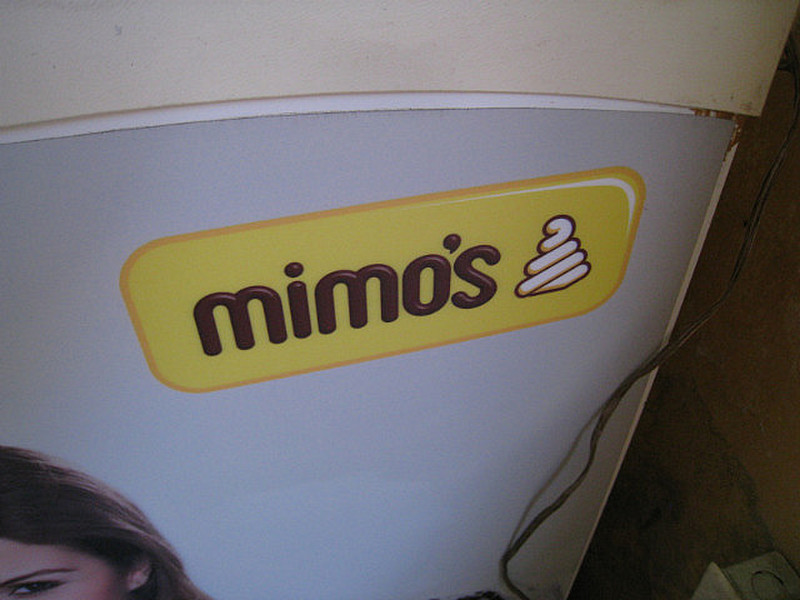 Mimo&#39;s - Ice Cream That Looks Like Dog Poo
