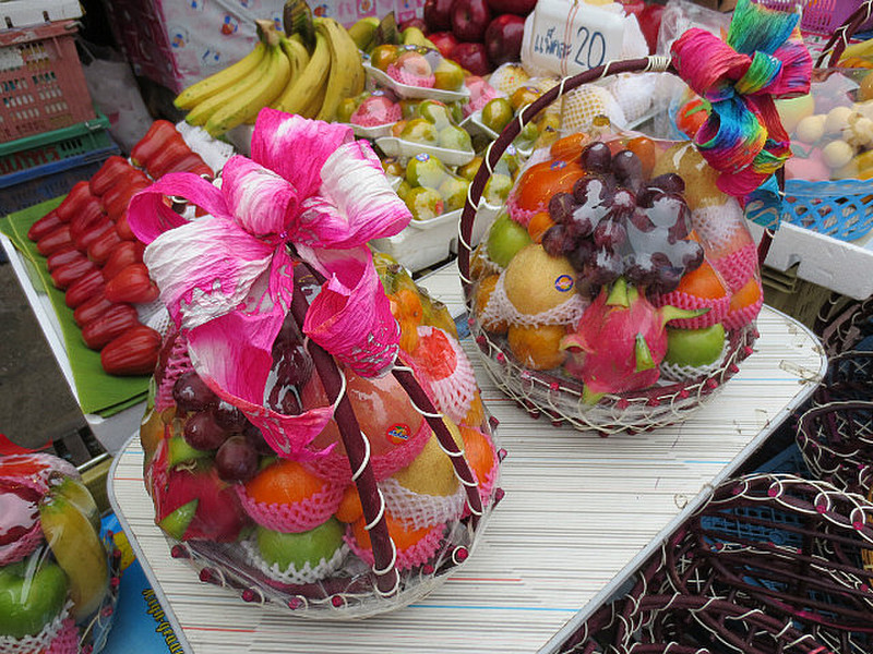 Beautiful Fruit Baskets ...