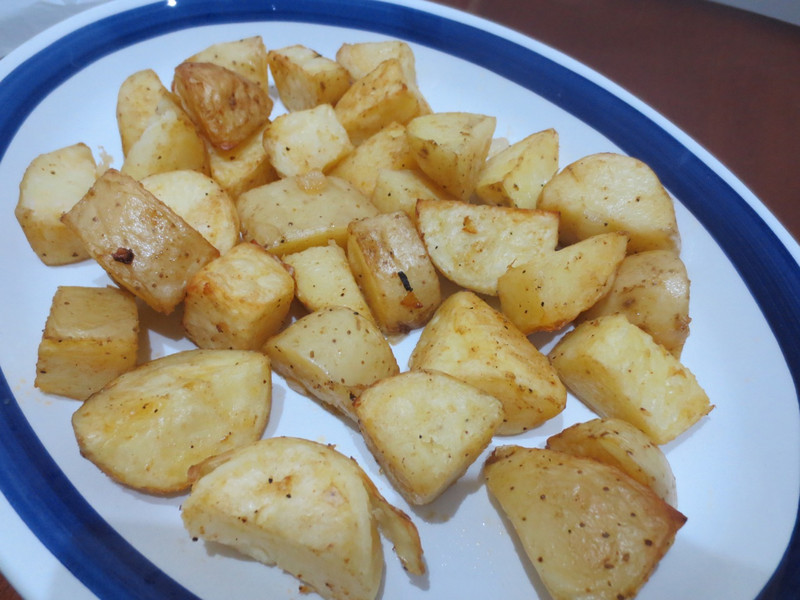 Simple Roasted Potatoes ...