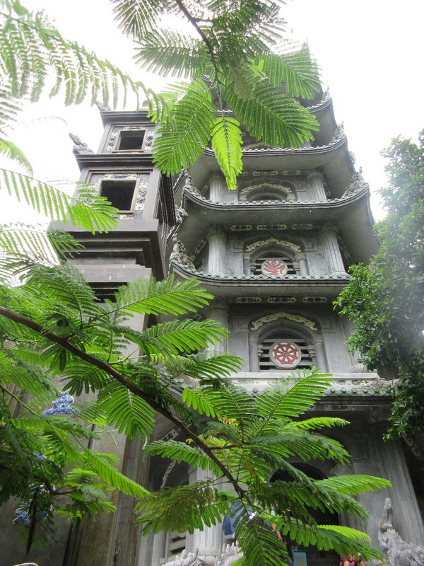 Pagoda at Thuy Son