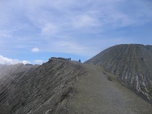 Marche - Mt. Bromo - Walk #32