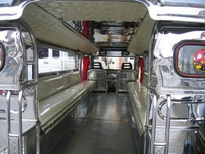 Interieur d&#39;une - Jeepney - Inside a new 