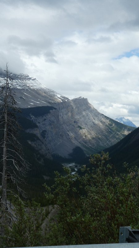 Absolutely gorgeous scenery throughout Jasper and Banff National Parks