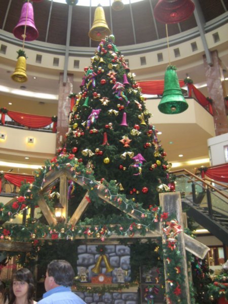 Mall Christmas tree