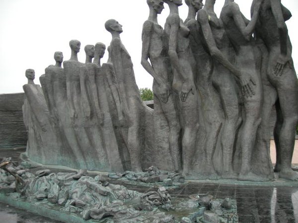 Victory Park Holocaust Sculpture 5